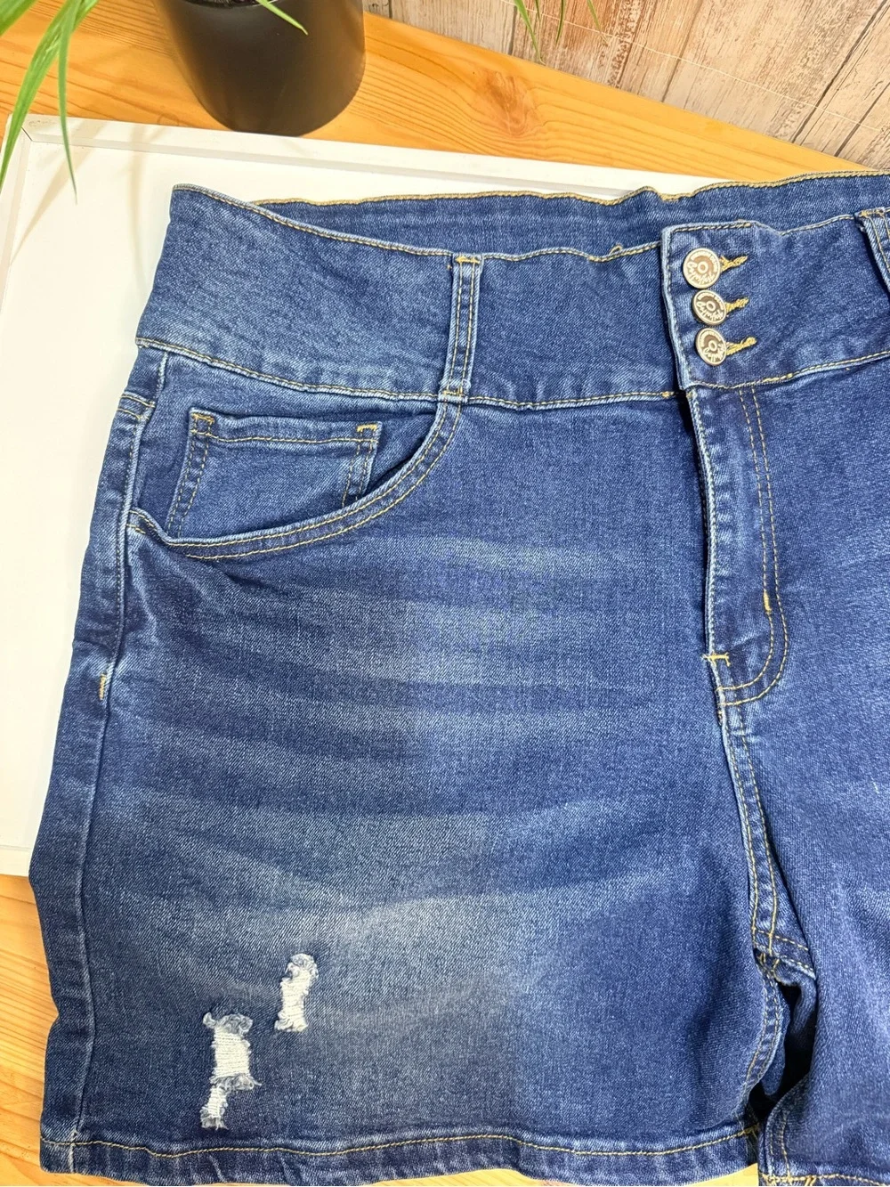 High-Waist Curvy Dark Blue Denim Shorts